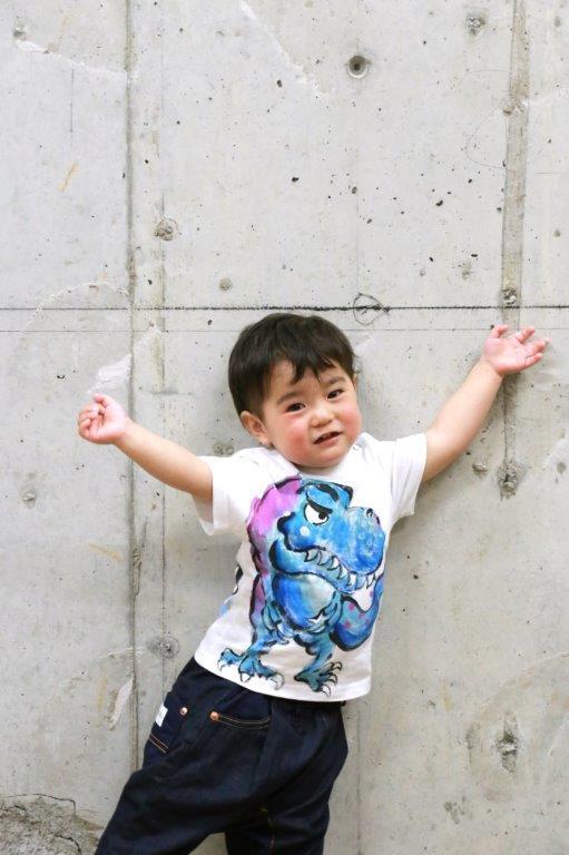 NeoティラノザウルスのTシャツキッズ