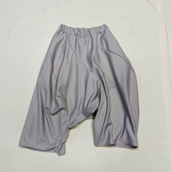 ドレープパンツ
