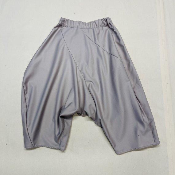 ドレープパンツ