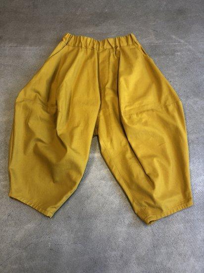 オックスポインテッドパンツ