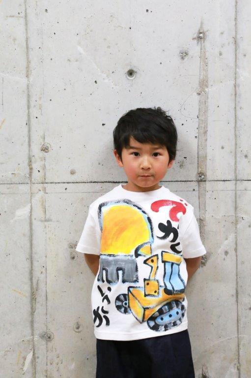 ショベルカーのTシャツキッズサイズ