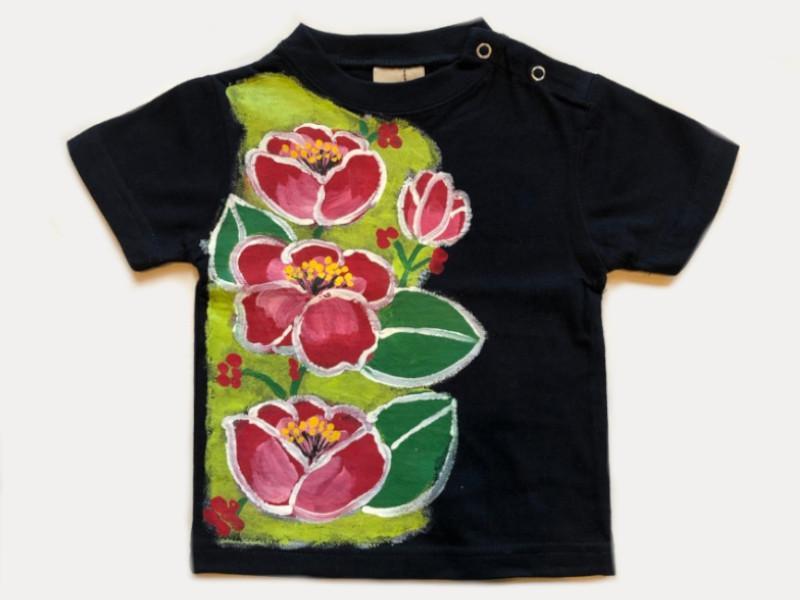椿うさぎのTシャツキッズ