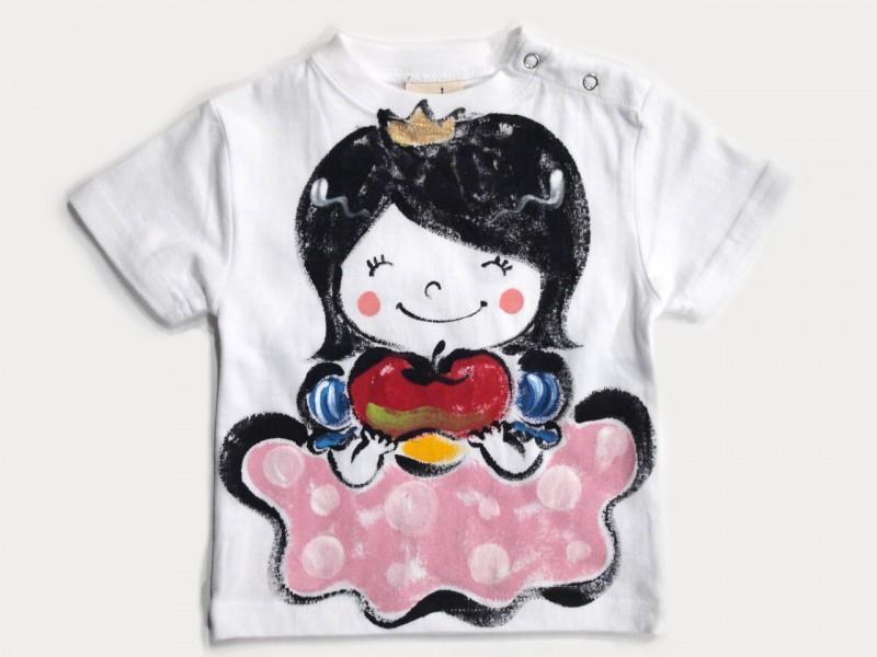白雪姫のTシャツキッズサイズ